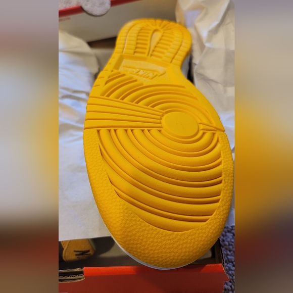 Nike Dunk Low SE Dusty Olive New sz 11.5 - Picture 5 of 11